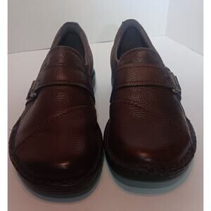 Earth Origins Brown Leather Loafers 9.5M Cottagecore Gorpcore Comfort Shoes